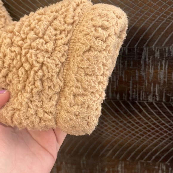 Hollister XS fleece zip up crop jacket - Picture 4 of 9